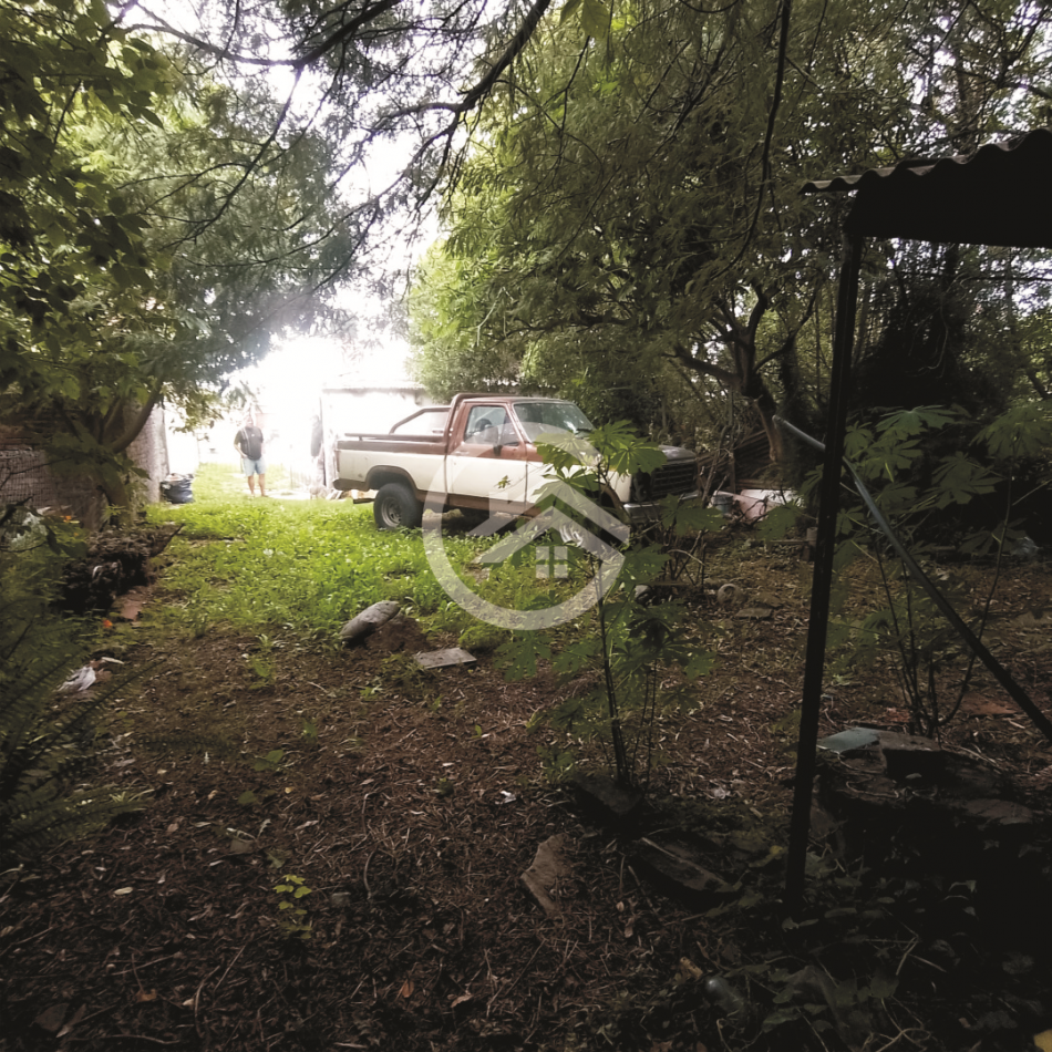 TERRENO CON CASA