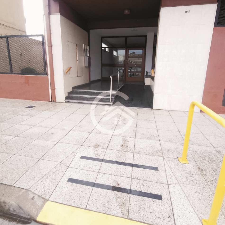 Departamento 3 ambientes con balcon 