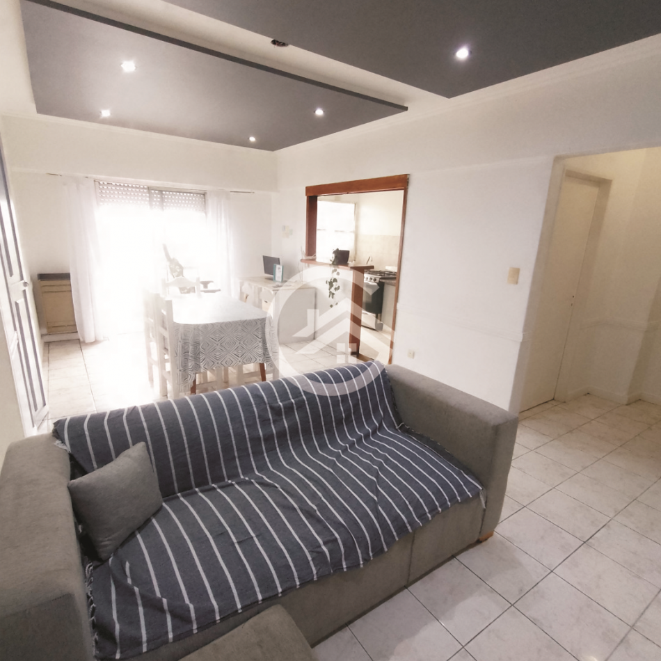 Departamento 3 ambientes con balcon 