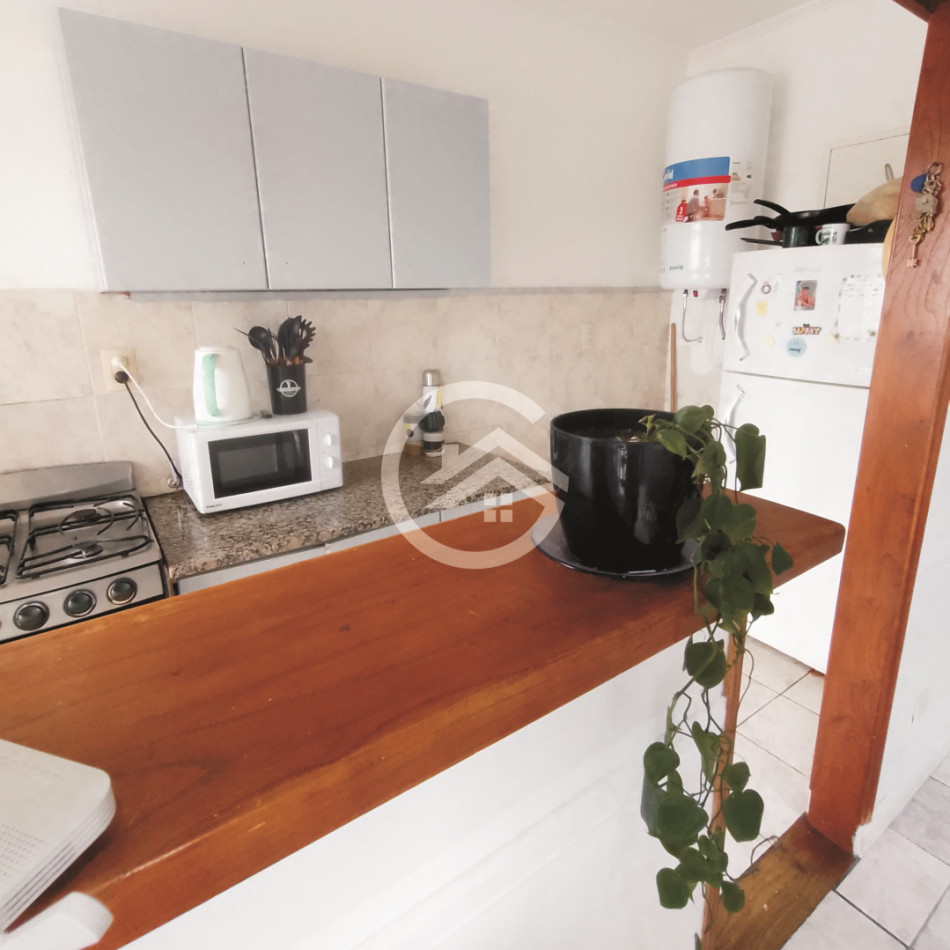 Departamento 3 ambientes con balcon 