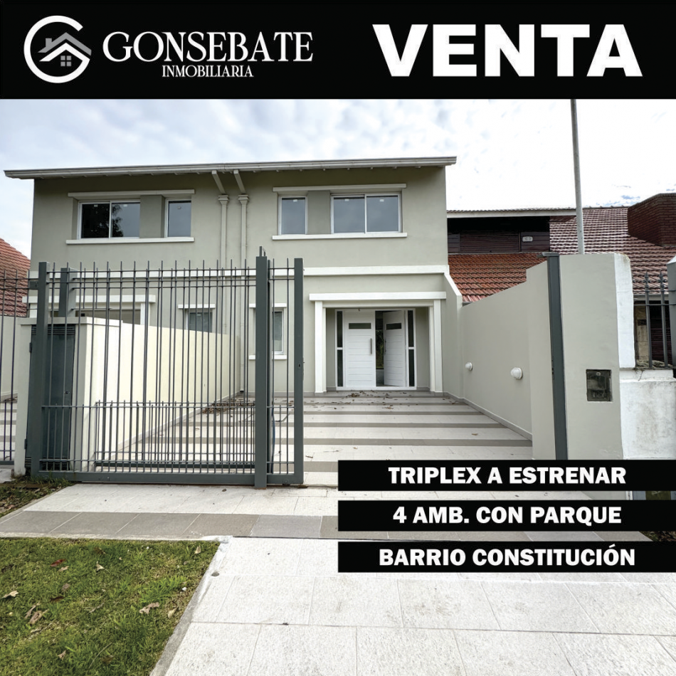 TRIPLEX 4 AMBIENTES CON JARDIN