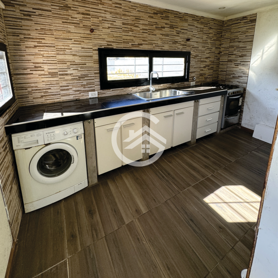 Casa 4 ambientes en reserva forestal el Sosiego