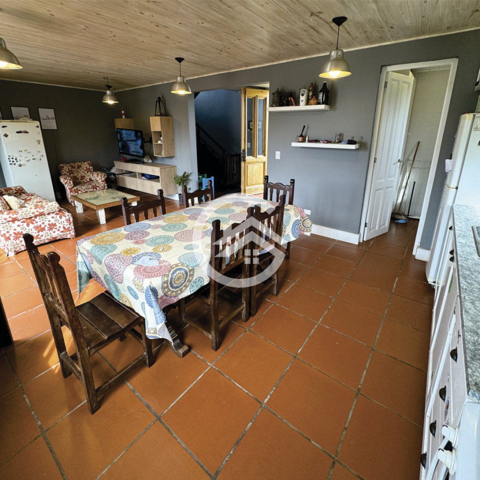 casa 3 ambientes con gran parque, cerca del mar!