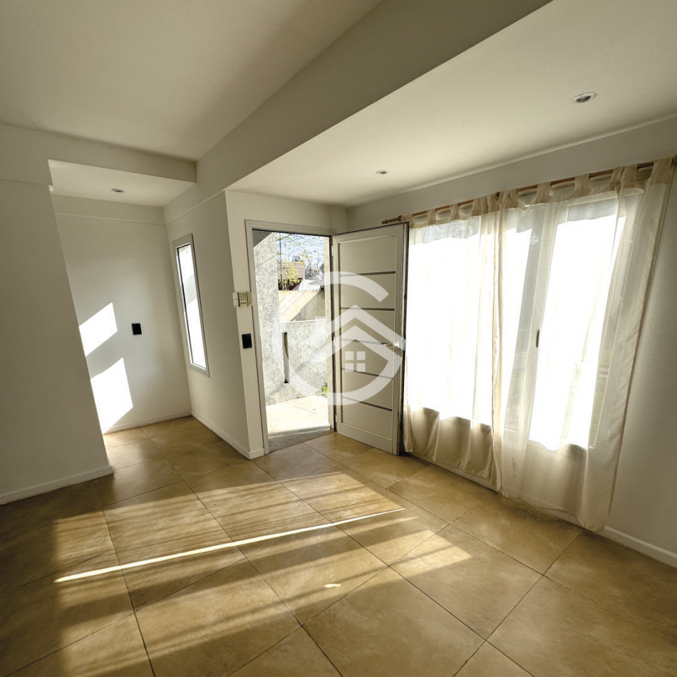 DUPLEX 3 AMBIENTES
