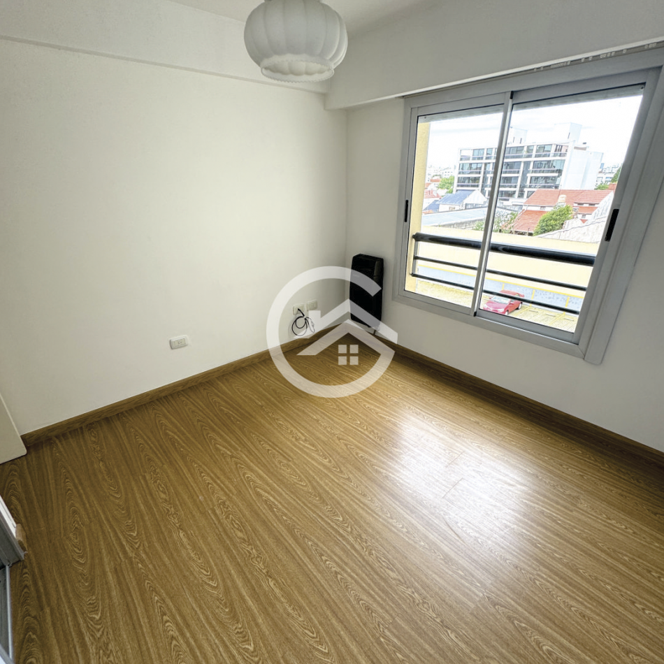 Departamento 3 ambientes con cochera 