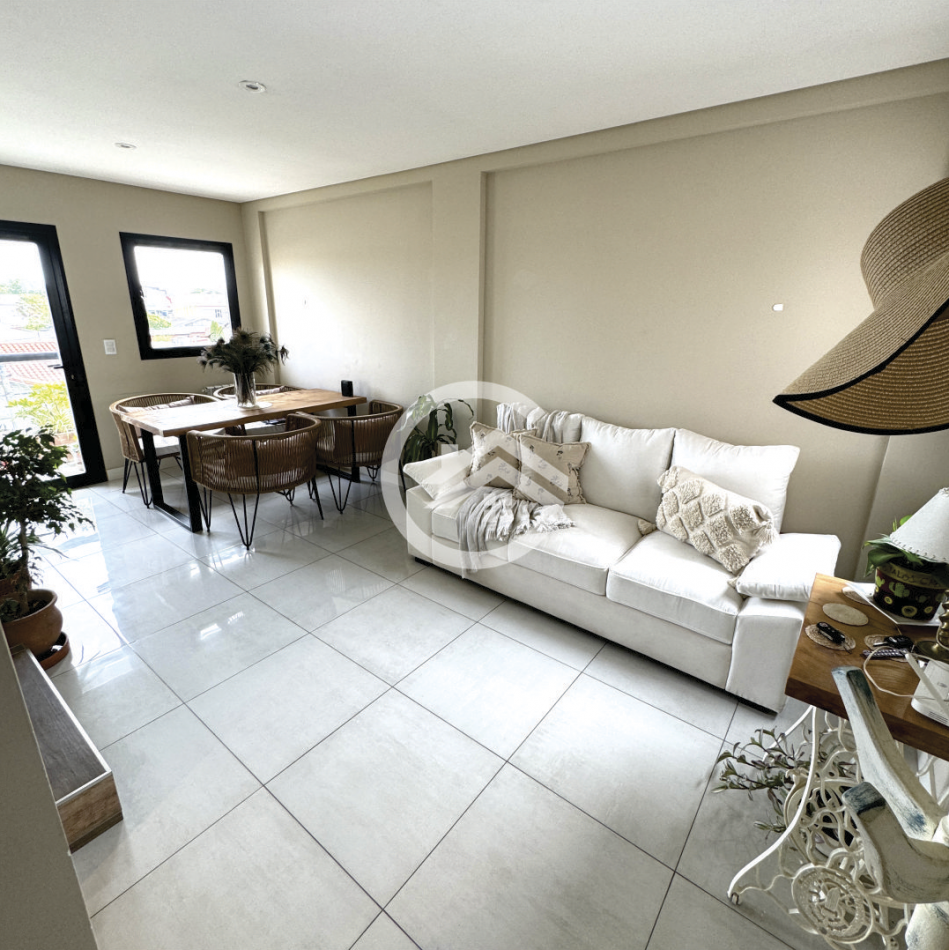 DEPARTAMENTO 3 AMBIENTES EN DUPLEX
