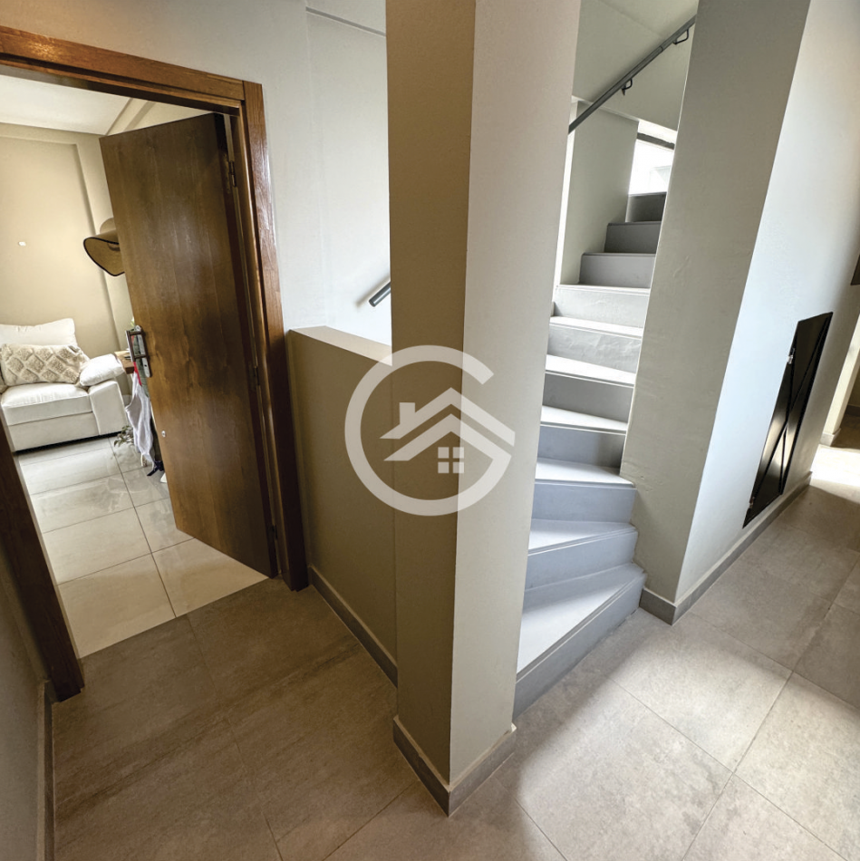 DEPARTAMENTO 3 AMBIENTES EN DUPLEX