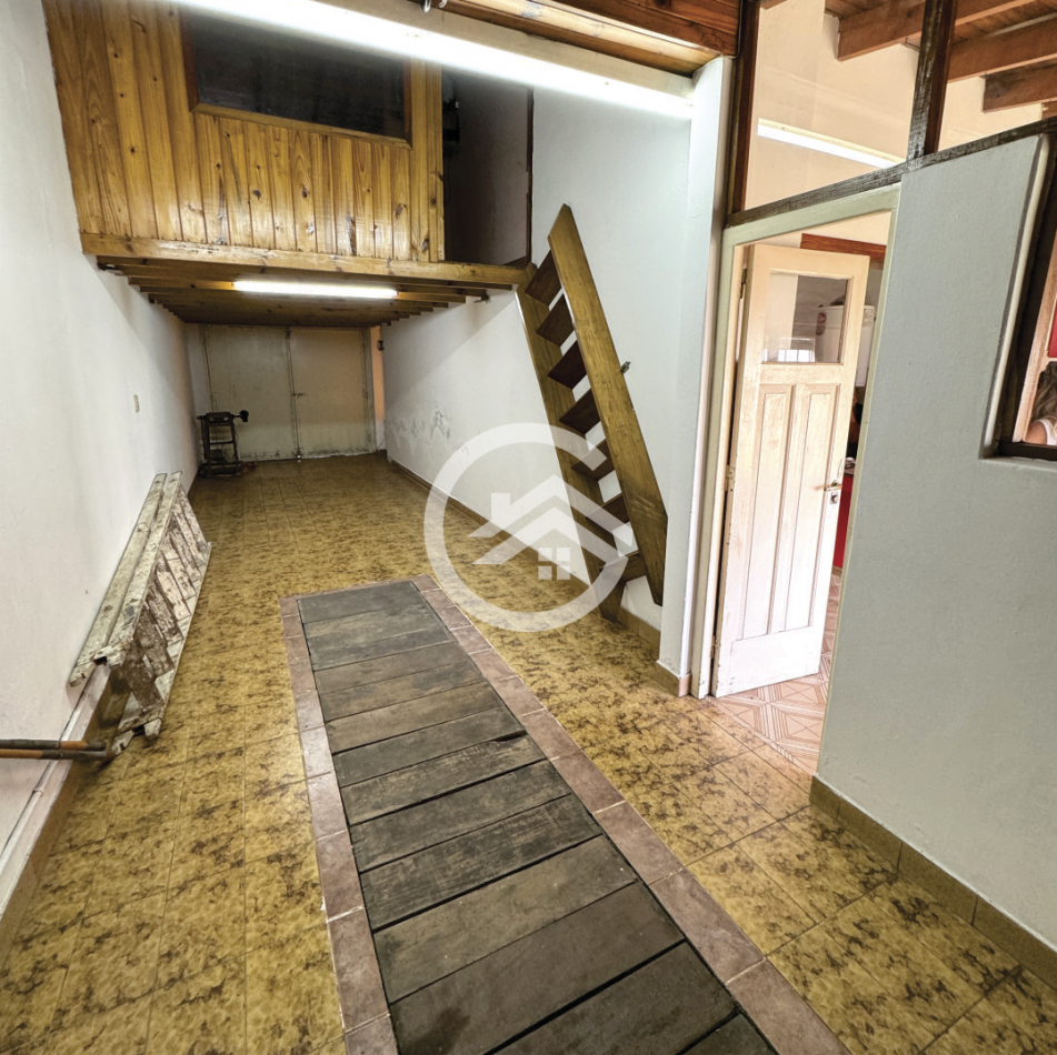 Venta Chalet 3 ambientes, garaje doble y gran parque!  