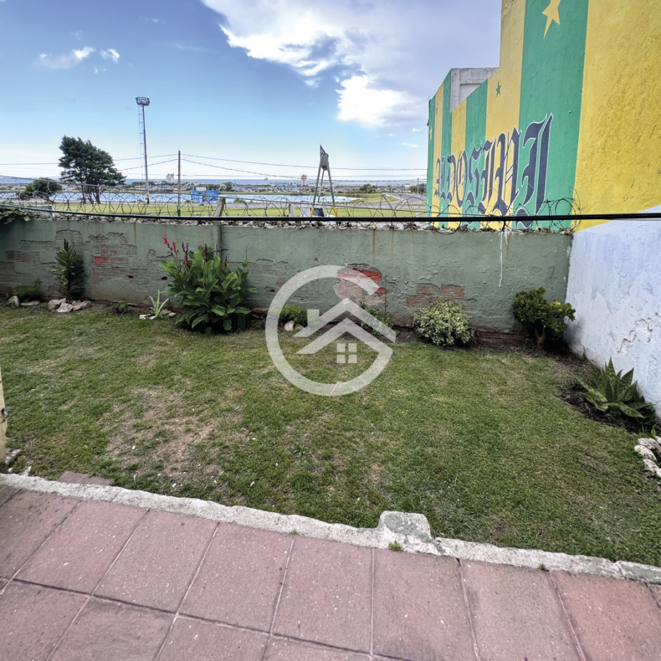 PH 3 ambientes con patio - Punta Mogotes