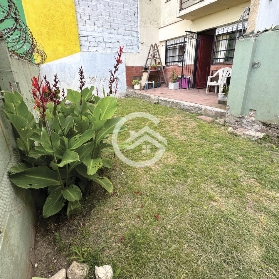 PH 3 ambientes con patio - Punta Mogotes