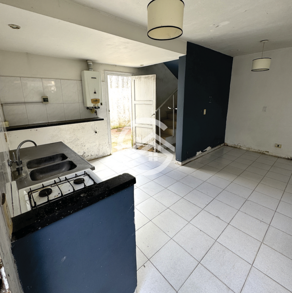 PH dos ambientes con patio, cochera y sin expensas