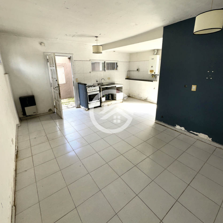 PH dos ambientes con patio, cochera y sin expensas