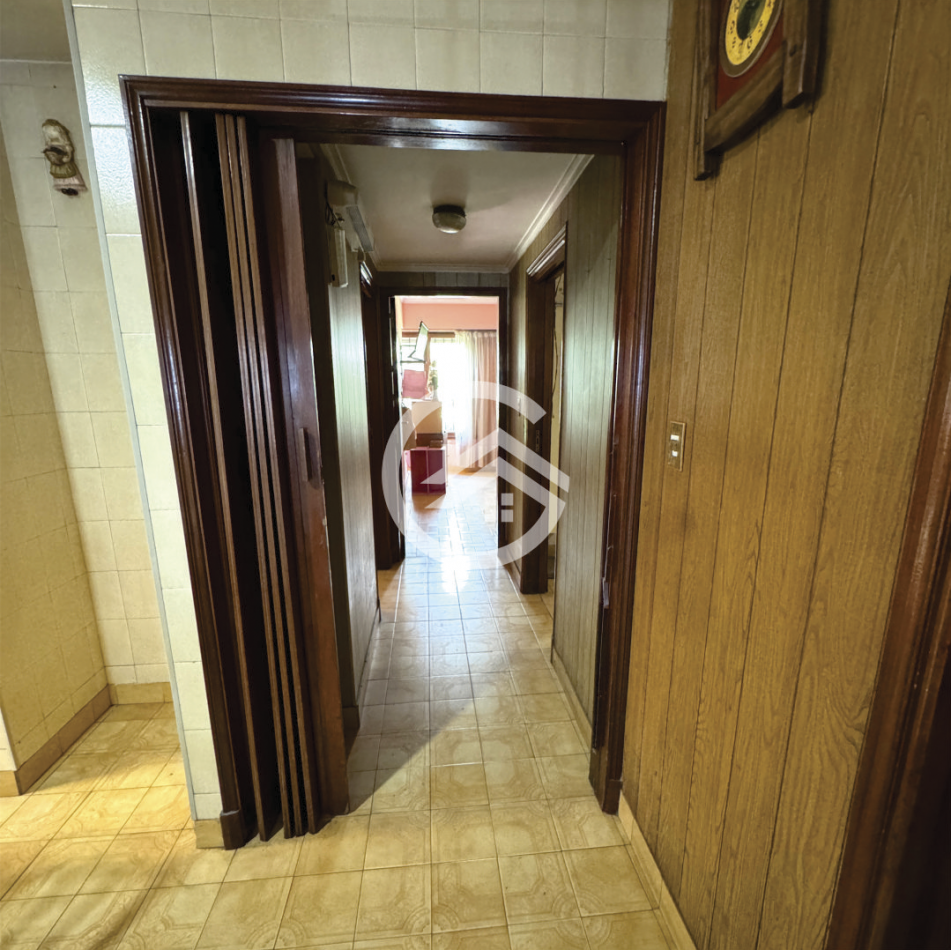 Casa 3 Ambientes con cochera y quincho. 